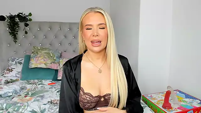 Alexia-Lee online show from January 14, 1:17 pm