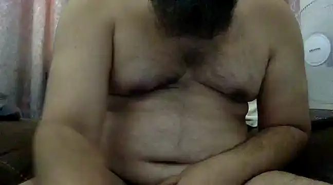 largepanny online show from December 3, 11:55 am