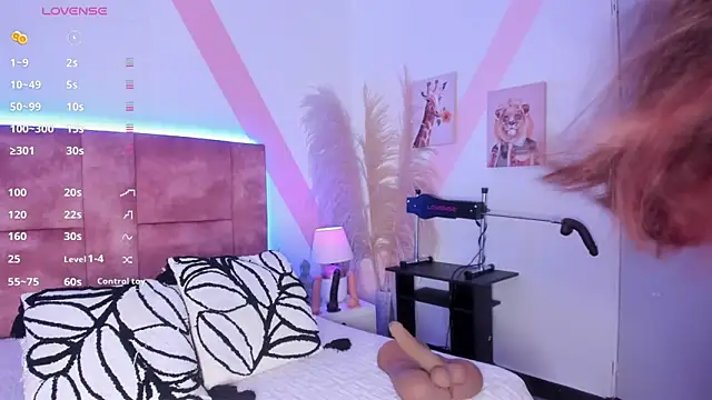 isabella whiithe online show from March 9, 4:55 pm