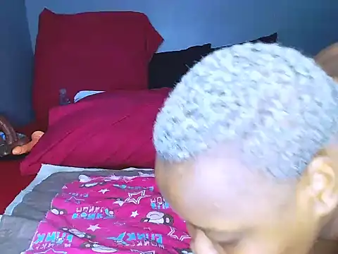 fatafricanqueen online show from February 6, 8:12 pm