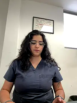 Ales Kitten online show from October 4, 8:40 pm