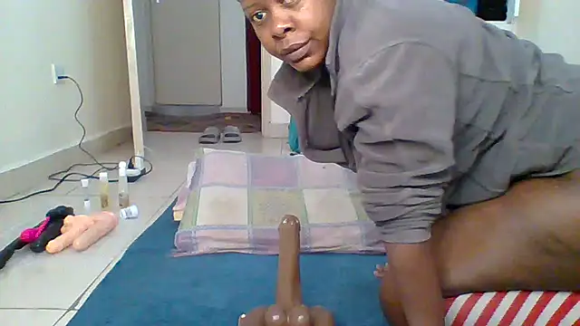 Snapshot of Cookie__dough chatting on September 13, 4:12 am Cookie dough online show from September 13, 4:12 am