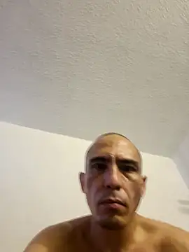 Snapshot of Bstokes671 chatting on July 21, 1:19 am Bstokes671 online show from July 21, 1:19 am