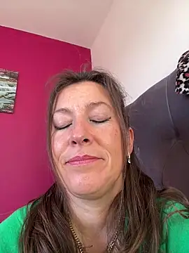 Lwhite1 online show from March 17, 4:43 pm