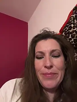 Lwhite1 online show from April 29, 10:49 pm