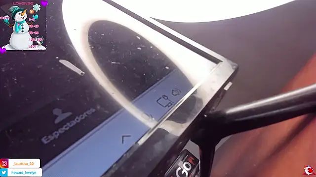 Snapshot of evelyn_23 chatting on December 4, 2:48 pm evelyn 23 online show from December 4, 2:48 pm