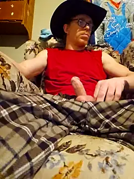 Snapshot of REDHAMMER_ chatting on February 20, 12:41 am REDHAMMER online show from February 20, 12:41 am