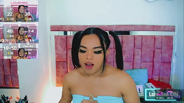 Snapshot of KayleighDreams_ chatting on May 10, 3:33 am KayleighDreams online show from May 10, 3:33 am