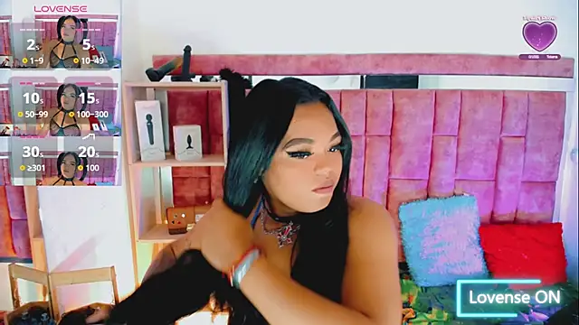 Snapshot of KayleighDreams_ chatting on May 18, 6:30 am KayleighDreams online show from May 18, 6:30 am