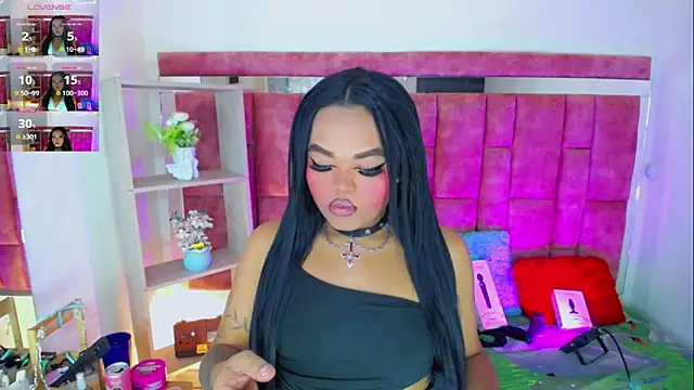 Snapshot of KayleighDreams_ chatting on July 1, 4:03 am KayleighDreams online show from July 1, 4:03 am