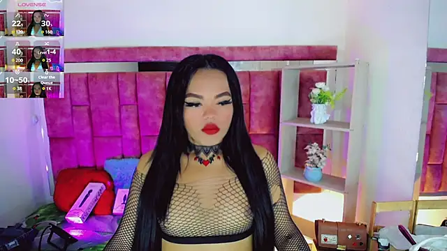 Snapshot of KayleighDreams_ chatting on July 28, 3:35 am KayleighDreams online show from July 28, 3:35 am