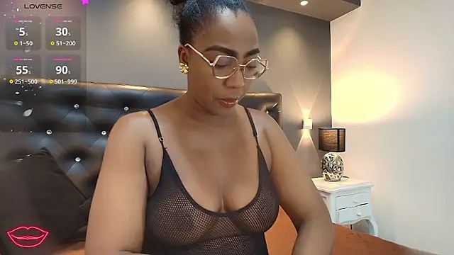 Snapshot of dirtyvictoria chatting on February 8, 1:36 pm dirtyvictoria online show from February 8, 1:36 pm