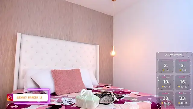 emily parkerr online show from March 16, 8:13 pm