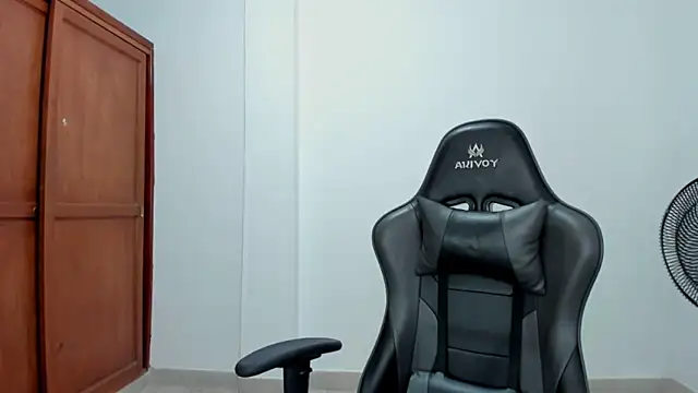 avellanatammy online show from November 21, 3:16 am