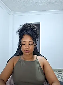 avellanatammy online show from May 3, 5:02 am