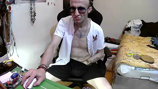 Snapshot of Aktorihann chatting on July 29, 7:06 am Aktorihann online show from July 29, 7:06 am