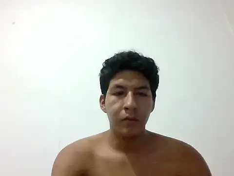 Snapshot of Angelhot_23 chatting on April 3, 3:37 am Angelhot 23 online show from April 3, 3:37 am