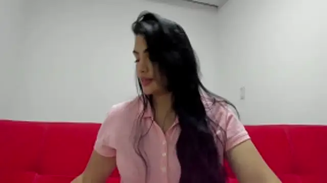 Snapshot of SamanthaBeke chatting on July 2, 4:18 am SamanthaBeke online show from July 2, 4:18 am