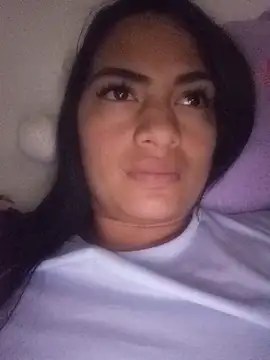 Snapshot of SamanthaBeke chatting on August 2, 11:14 pm SamanthaBeke online show from August 2, 11:14 pm