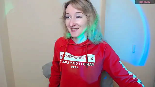Snapshot of AmandaSell chatting on May 19, 6:53 am AmandaSell online show from May 19, 6:53 am