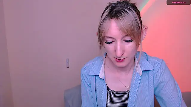 Snapshot of AmandaSell chatting on June 16, 7:22 am AmandaSell online show from June 16, 7:22 am