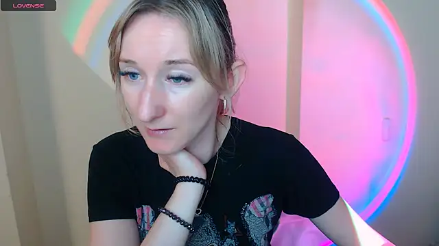 Snapshot of AmandaSell chatting on July 22, 7:11 am AmandaSell online show from July 22, 7:11 am