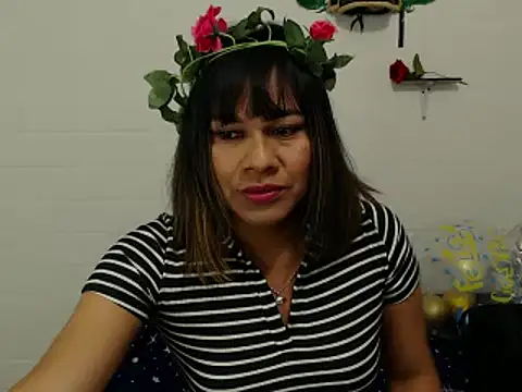 Snapshot of kyomy_222 chatting on February 1, 1:02 am kyomy 222 online show from February 1, 1:02 am