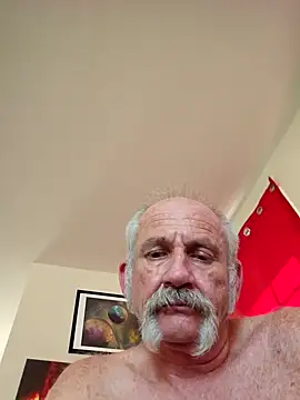 Snapshot of den-rock4u chatting on October 29, 8:32 pm den-rock4u online show from October 29, 8:32 pm