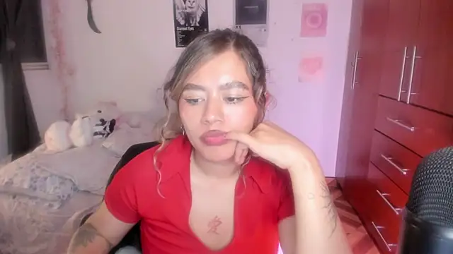 StephaniFox online show from February 28, 5:08 am