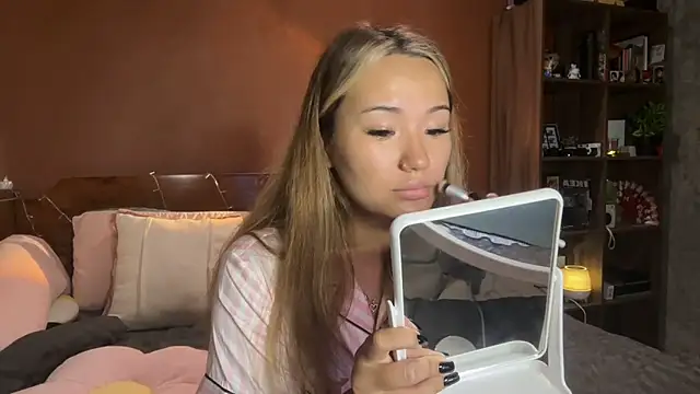 immahawaii online show from August 2, 6:23 am
