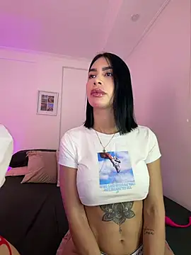 Snapshot of Dj_scarlettmorreti chatting on May 18, 11:32 pm Dj scarlettmorreti online show from May 18, 11:32 pm