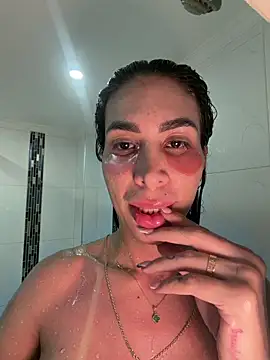 Snapshot of Dj_scarlettmorreti chatting on May 26, 7:54 pm Dj scarlettmorreti online show from May 26, 7:54 pm