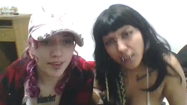 Snapshot of toxikkka chatting on September 23, 3:59 pm toxikkka online show from September 23, 3:59 pm