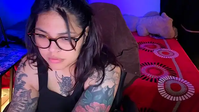 Snapshot of miacanela_xo chatting on June 20, 2:58 am miacanela xo online show from June 20, 2:58 am