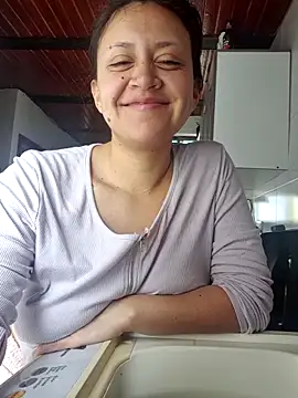 Snapshot of lombarlana-89 chatting on May 25, 3:29 pm lombarlana-89 online show from May 25, 3:29 pm