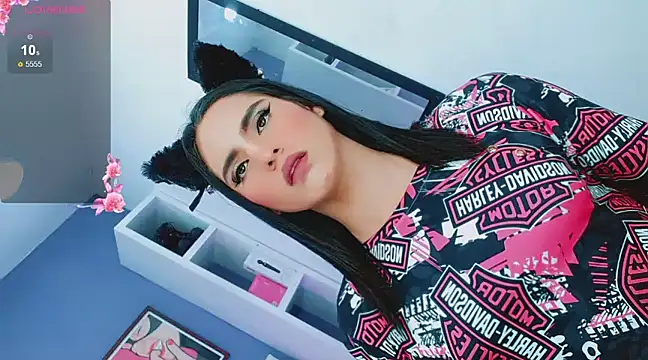 Snapshot of valentina_princess_ chatting on March 10, 8:48 am valentina princess online show from March 10, 8:48 am