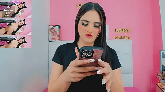 Snapshot of valentina_princess_ chatting on May 7, 4:56 pm valentina princess online show from May 7, 4:56 pm