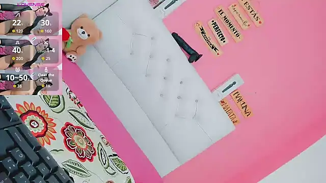 Snapshot of valentina_princess_ chatting on June 12, 5:39 am valentina princess online show from June 12, 5:39 am