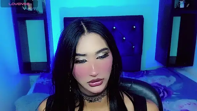 Snapshot of kinverly_sexyx chatting on May 19, 2:18 am kinverly sexyx online show from May 19, 2:18 am