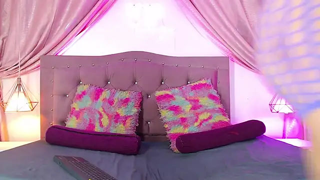 Maite Foxx online show from December 13, 10:02 pm