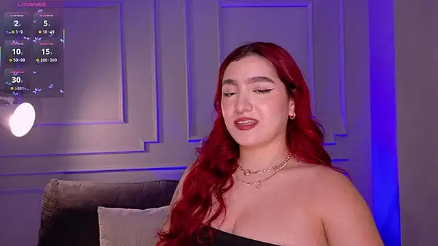 Snapshot of ViolettCastel chatting on February 1, 11:31 am ViolettCastel online show from February 1, 11:31 am