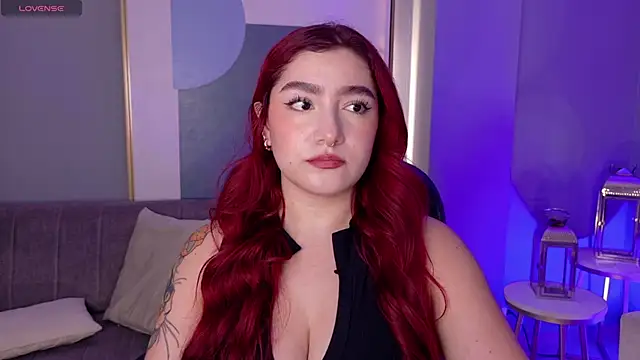 Snapshot of ViolettCastel chatting on February 23, 7:55 pm ViolettCastel online show from February 23, 7:55 pm