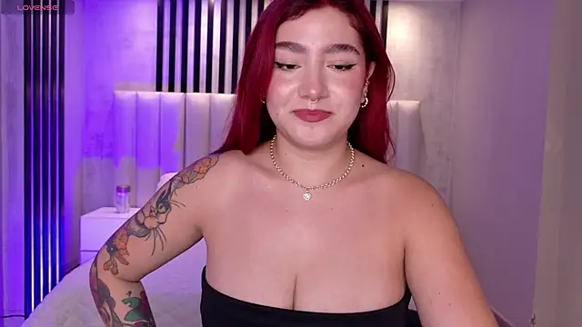 Snapshot of ViolettCastel chatting on March 20, 7:08 pm ViolettCastel online show from March 20, 7:08 pm