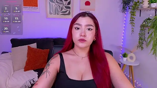 Snapshot of ViolettCastel chatting on May 14, 8:59 pm ViolettCastel online show from May 14, 8:59 pm