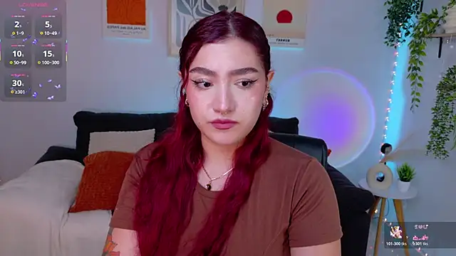 Snapshot of ViolettCastel chatting on June 30, 12:22 am ViolettCastel online show from June 30, 12:22 am