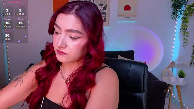 Snapshot of ViolettCastel chatting on July 3, 12:17 am ViolettCastel online show from July 3, 12:17 am