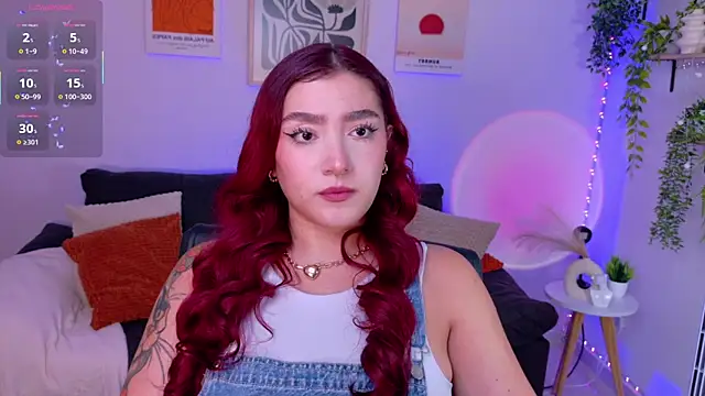 Snapshot of ViolettCastel chatting on July 10, 10:56 pm ViolettCastel online show from July 10, 10:56 pm