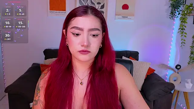 Snapshot of ViolettCastel chatting on July 26, 12:19 am ViolettCastel online show from July 26, 12:19 am