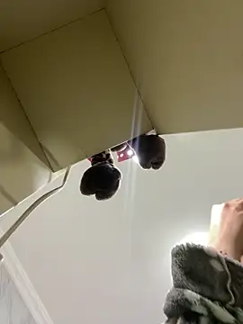 Kimmymadison- online show from February 10, 8:24 pm