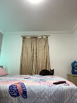 Snapshot of Kimmymadison- chatting on June 4, 10:38 pm Kimmymadison- online show from June 4, 10:38 pm